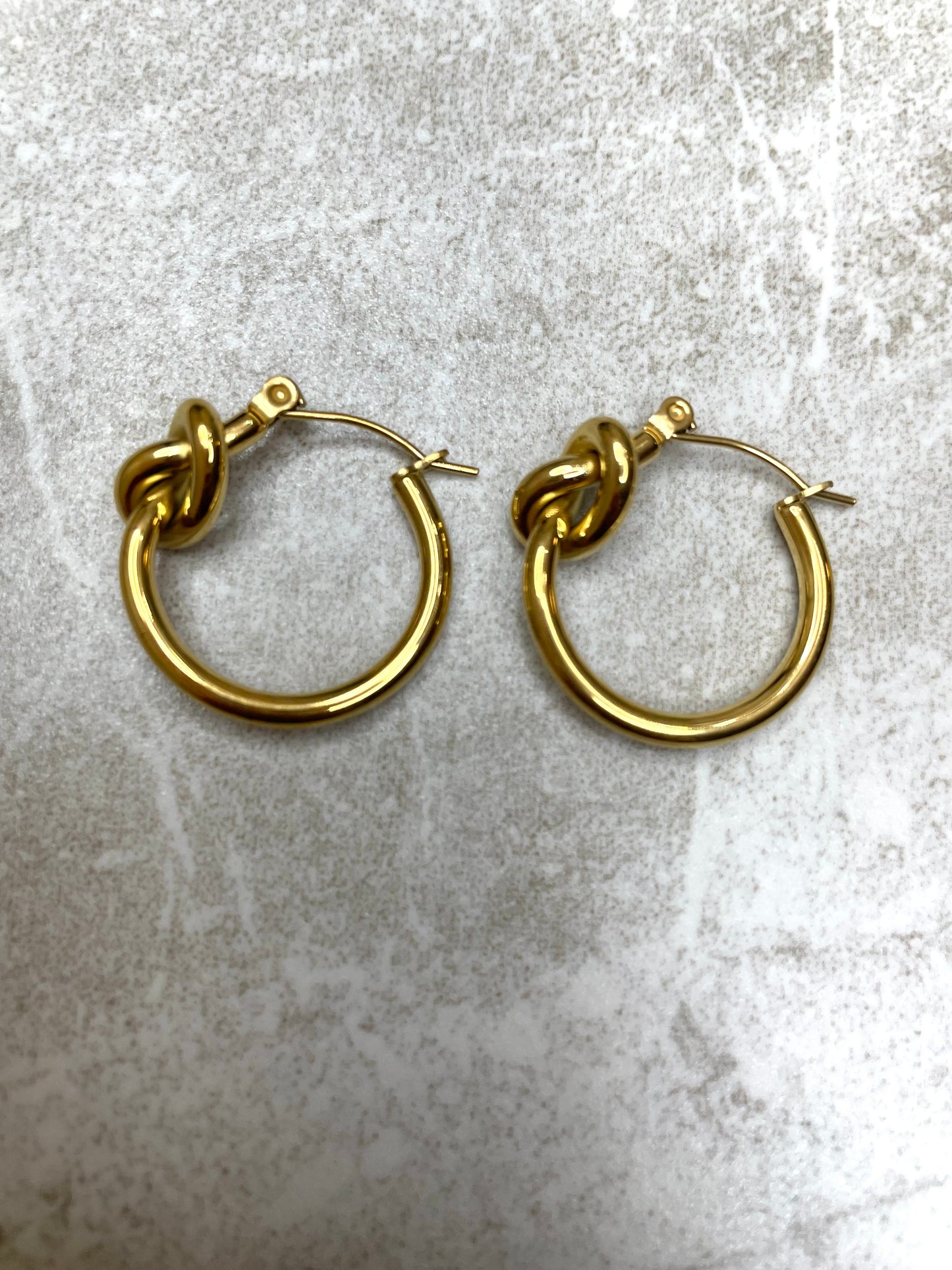 Knot Hoop