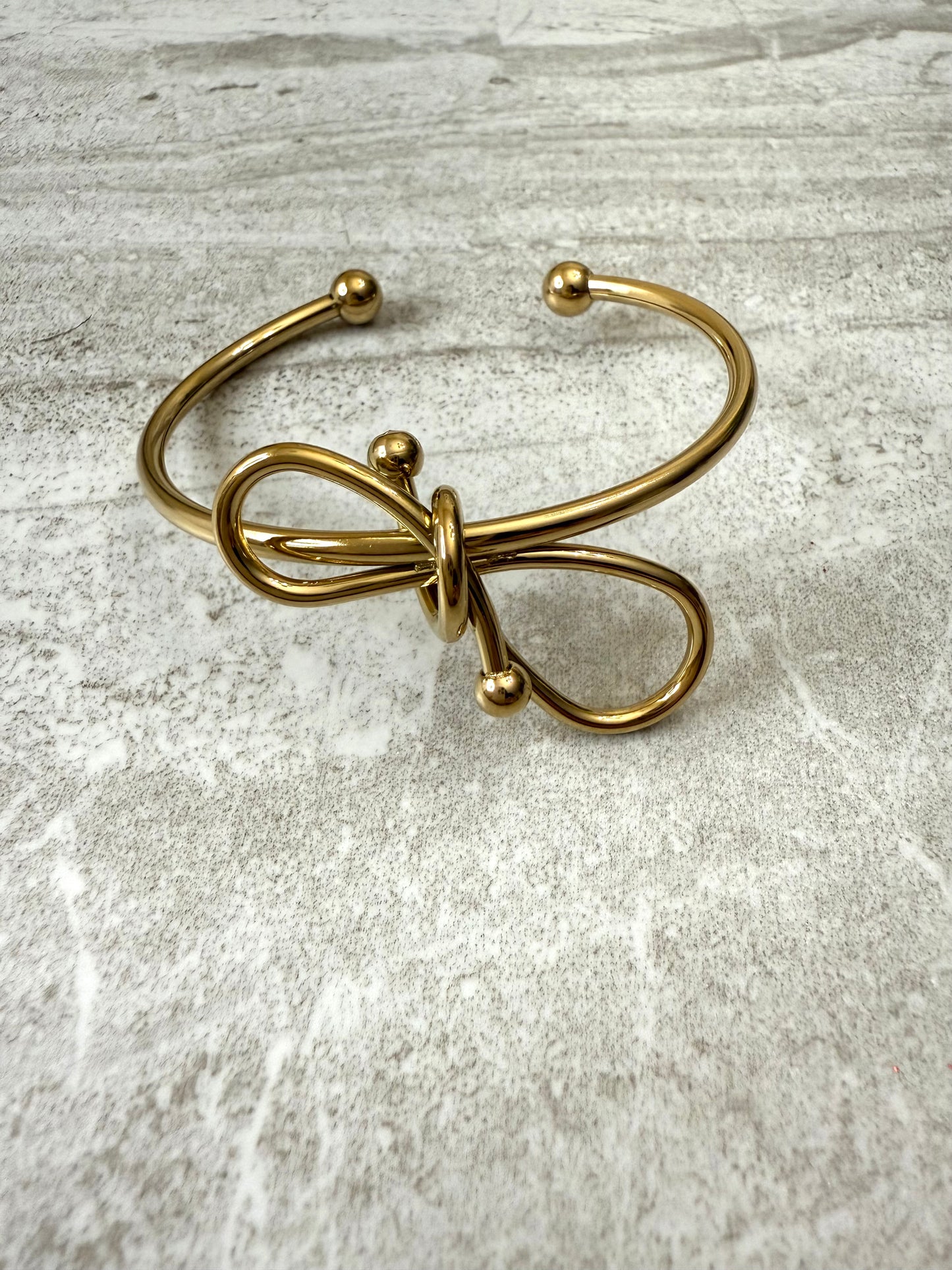 Bowtie- Gold
